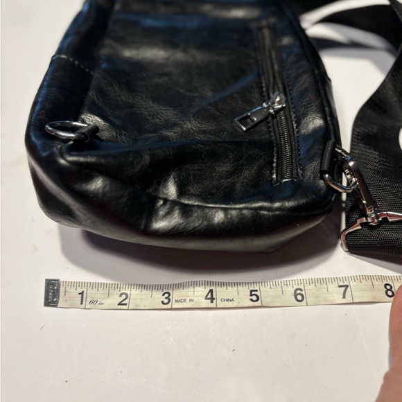 Weixier men's sling or crossbody bag carrier purse man - Picture 7 of 8